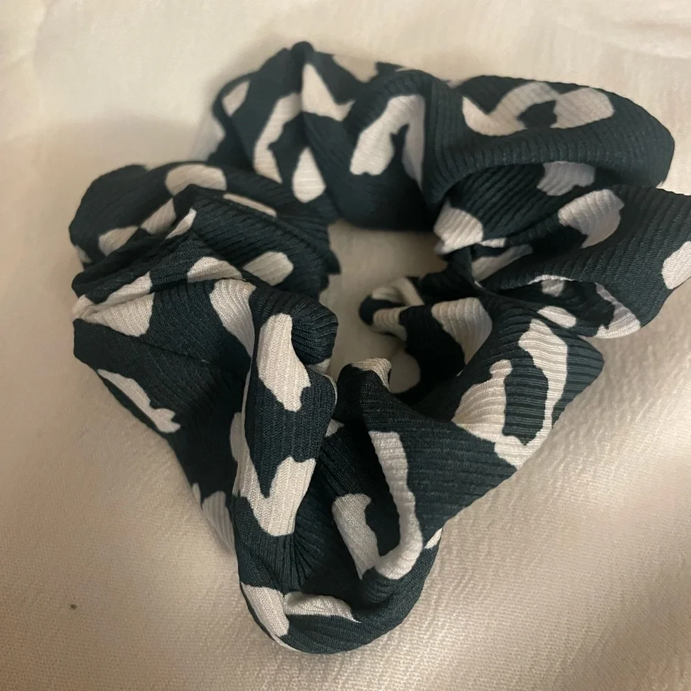 Scrunchie Bundle - Picture 3 of 3